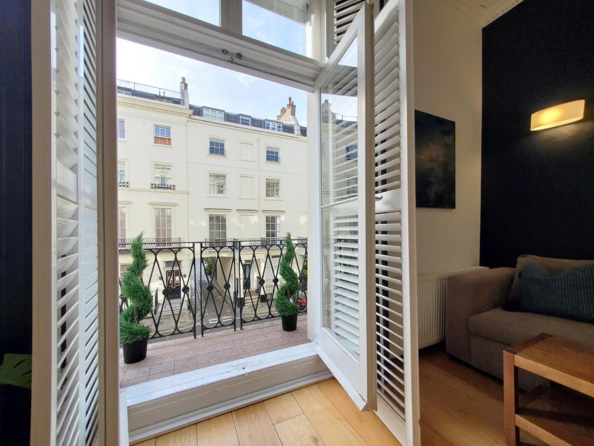 Apartment Thames Residences Hyde Park London