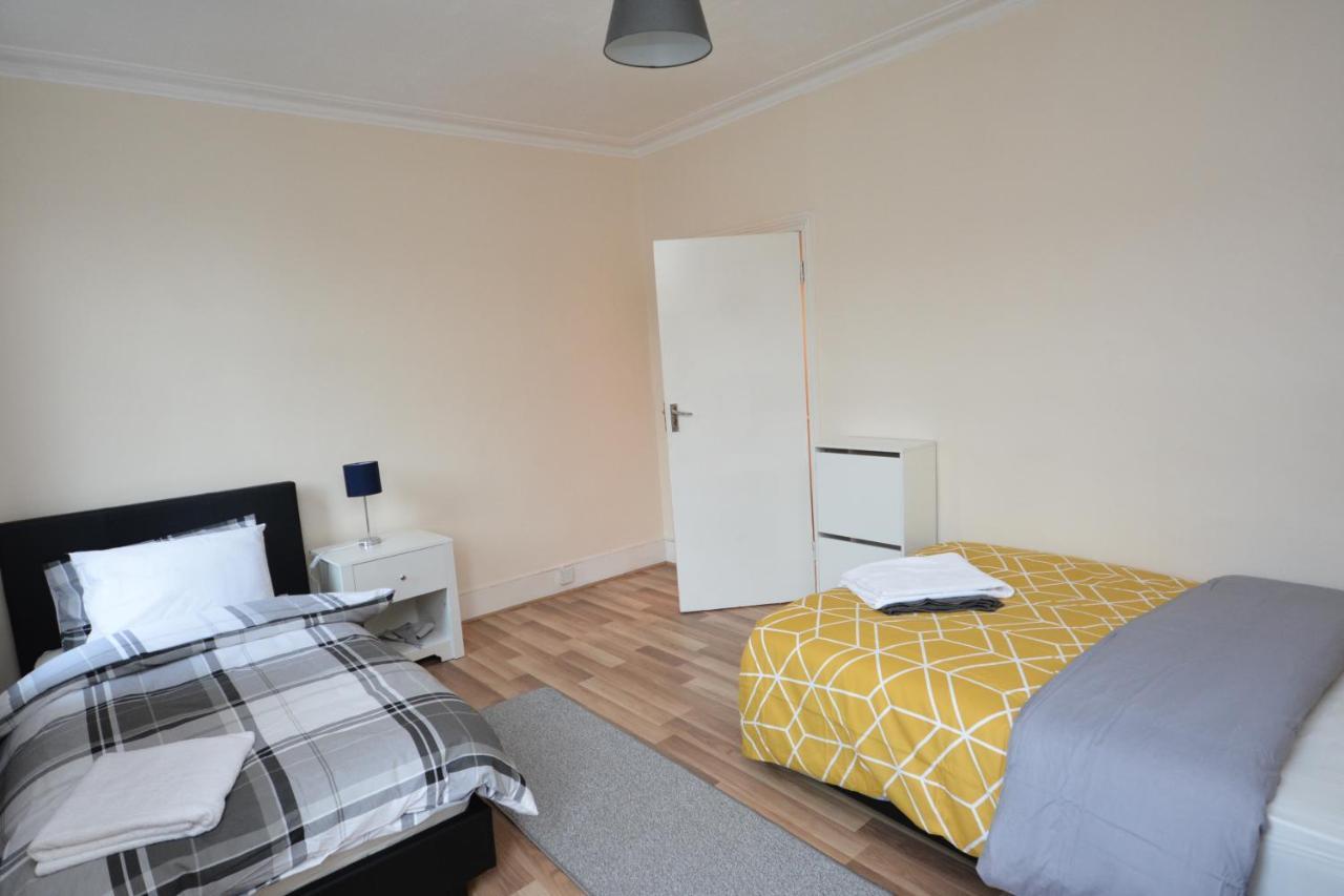 Cheerful 4 Bedroom House In Greater * Londen