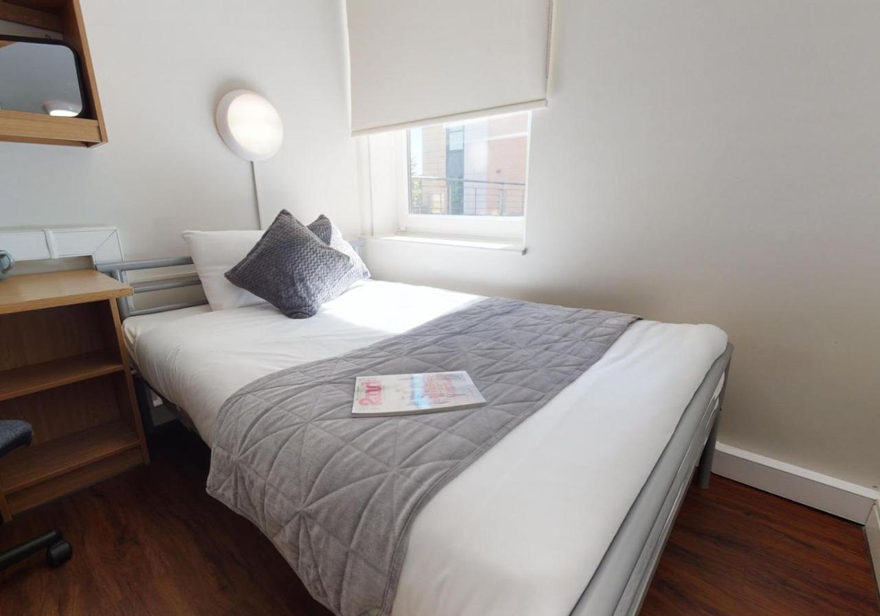 Apartment Private Bedrooms With Shared Kitchen And At Iq Tufnell House In *