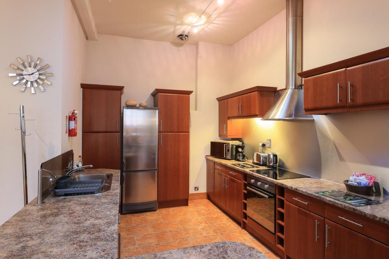 Bright Private - Peaceful Morden Location Leilighet