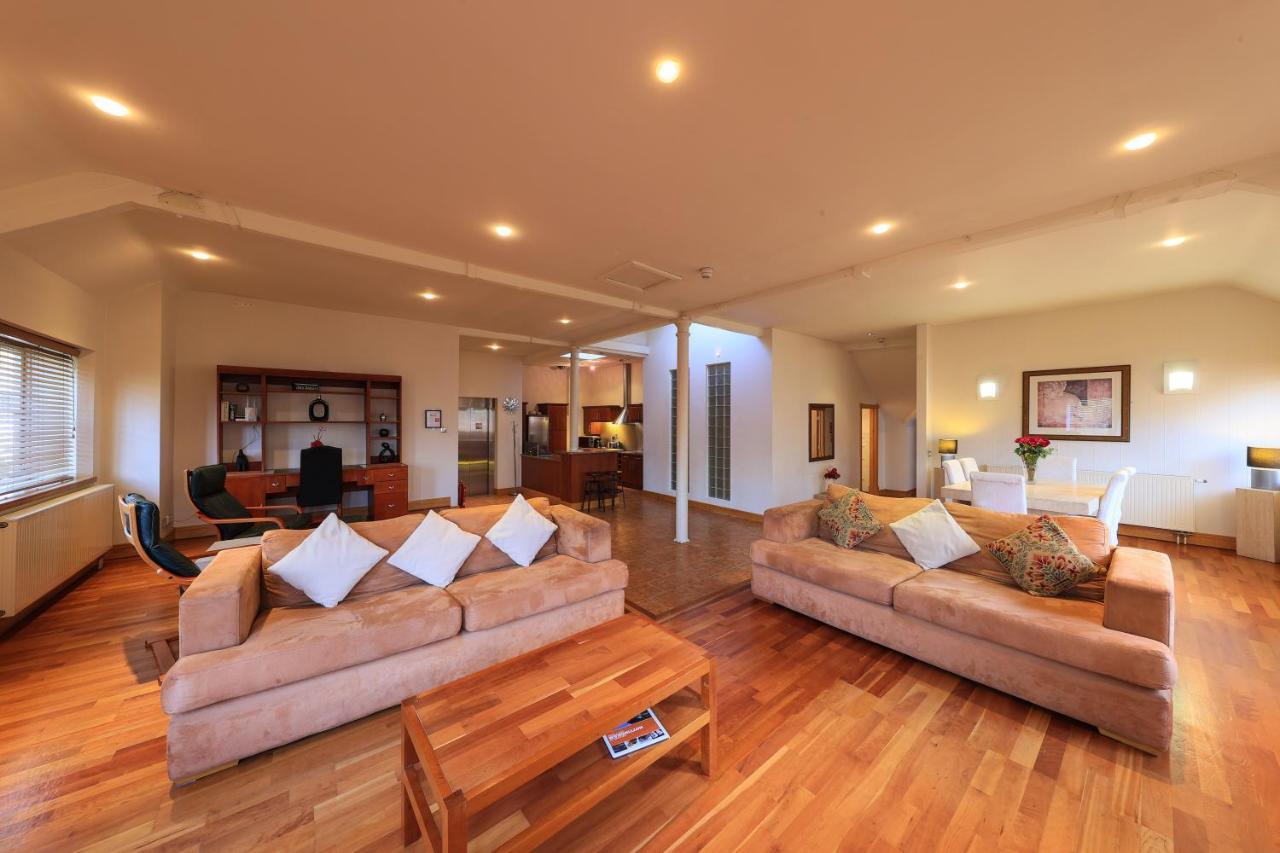 Bright Private - Peaceful Morden Location