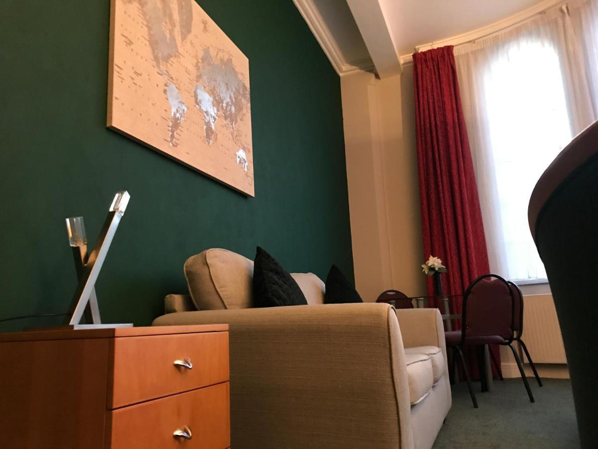 Bright Private - Peaceful Morden Location Leilighet London