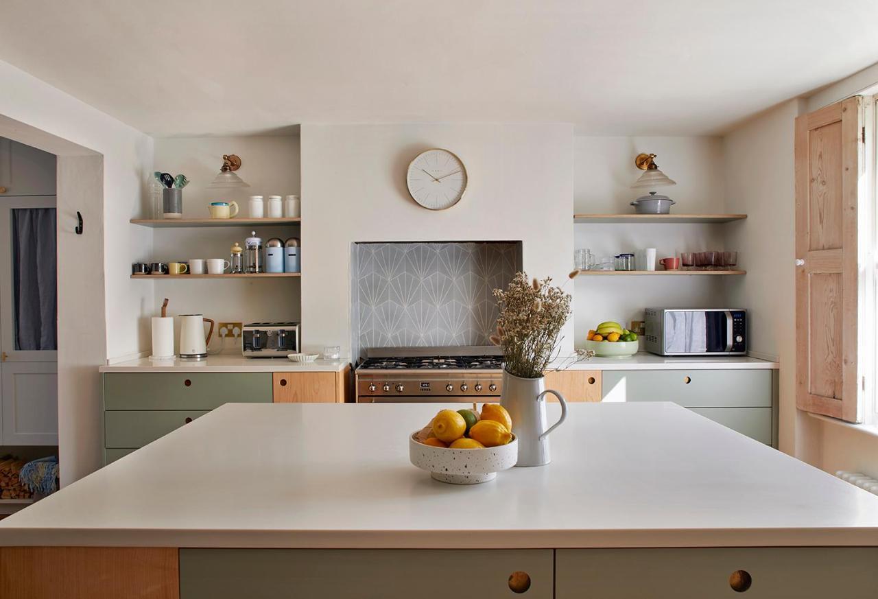 Joivy Stylish 2-bed House With Private Garden In Hackney London