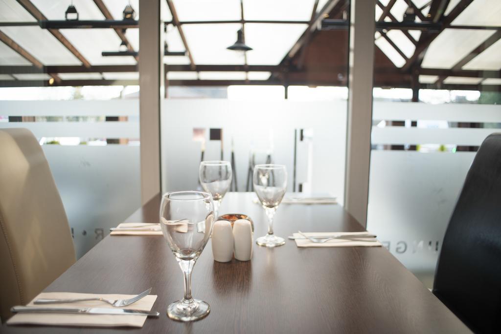 Oyo Flagship Finchley Hotel
