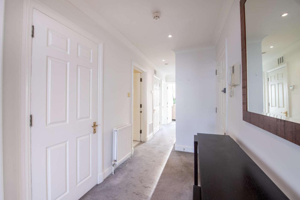 Somerset Court Kensington Apartment