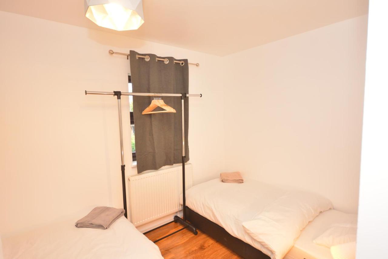 Lägenhet Newly Refurbished 3 Bedroom House *