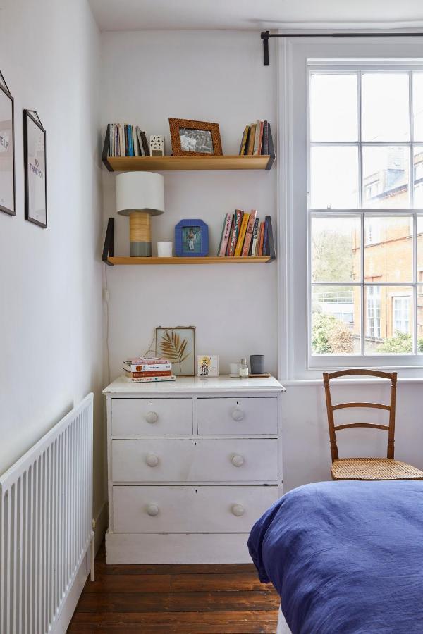 Joivy Stylish 2-bed House With Private Garden In Hackney * London