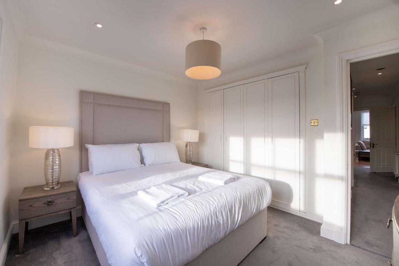 Apartment Somerset Court Kensington *