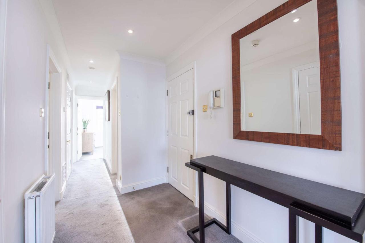 Somerset Court Kensington Apartment