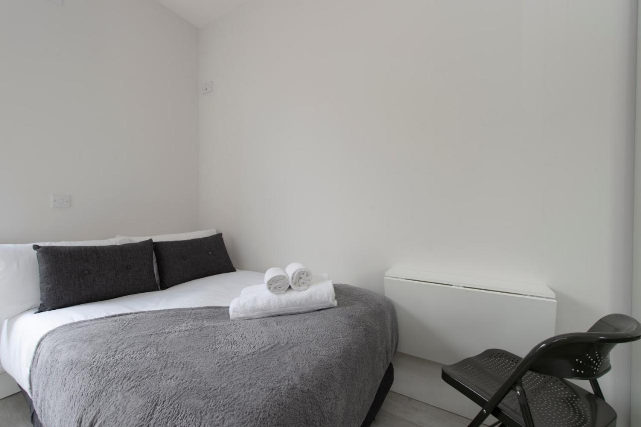 Apartment Fabulous In Superb Location *