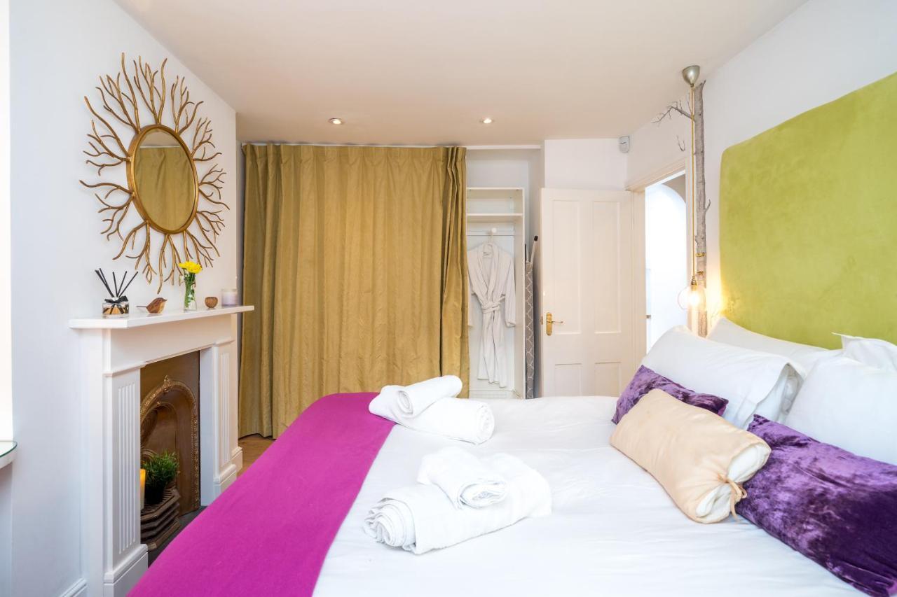 Stylish Flat With Private Yard In Shepherd Bush Lägenhet London