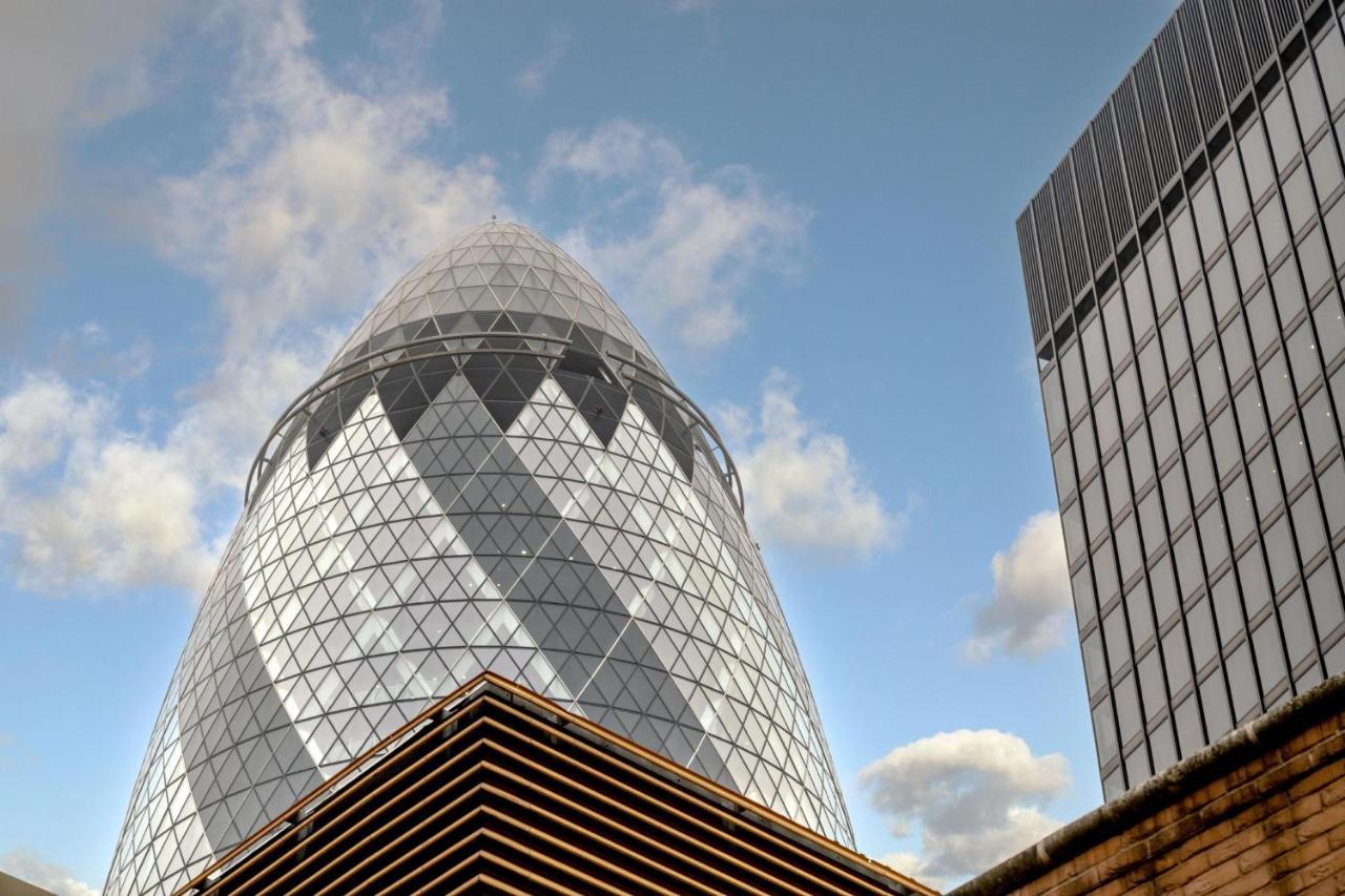 4, 48 Bishopsgate By Living *