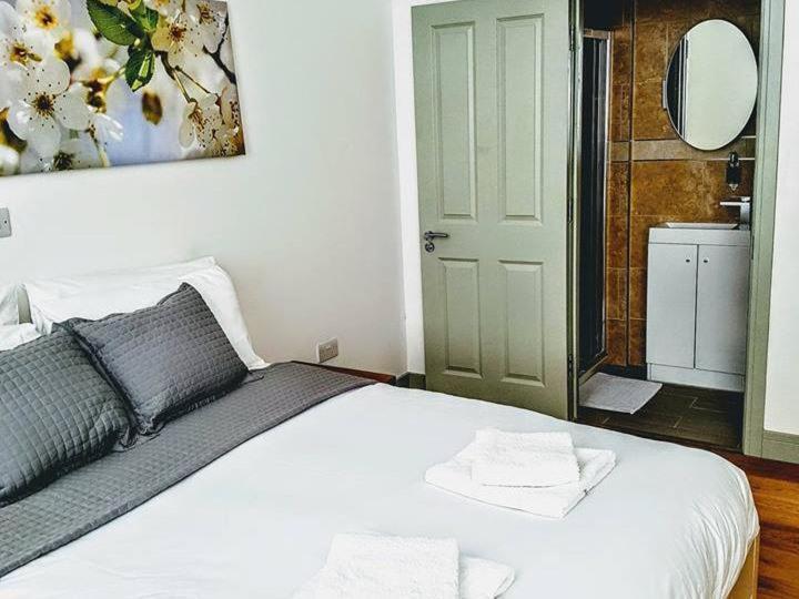 Forest House Hotell 3*