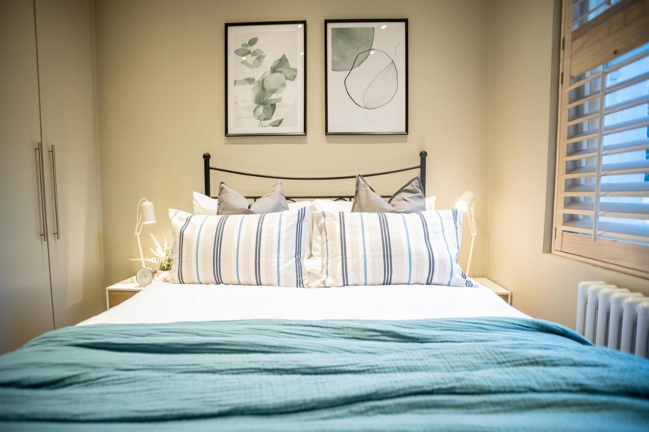 Appartamento Modern Two Bedroom In Fulham By Sojo *