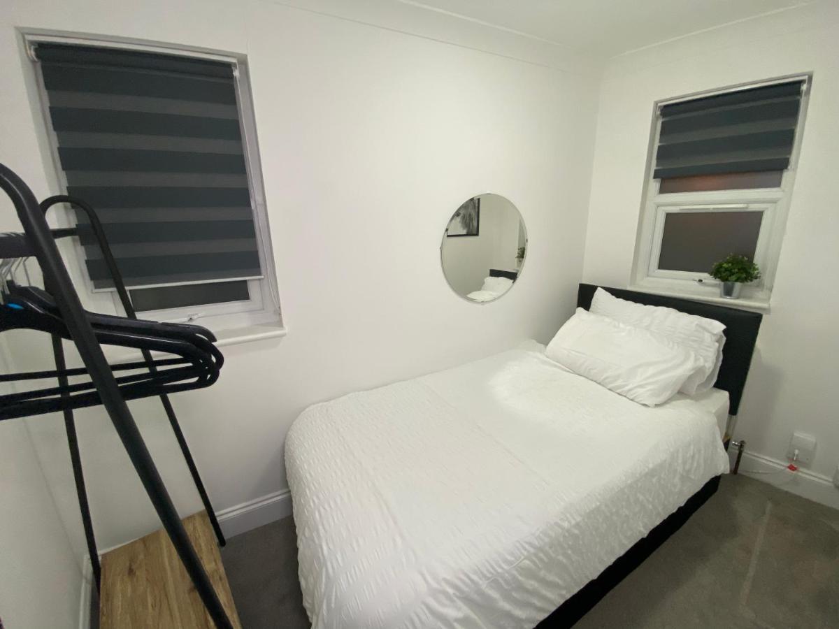February Bliss Special, Unwind In Style With Our Exclusive Sa Promo, Book Now Apartment