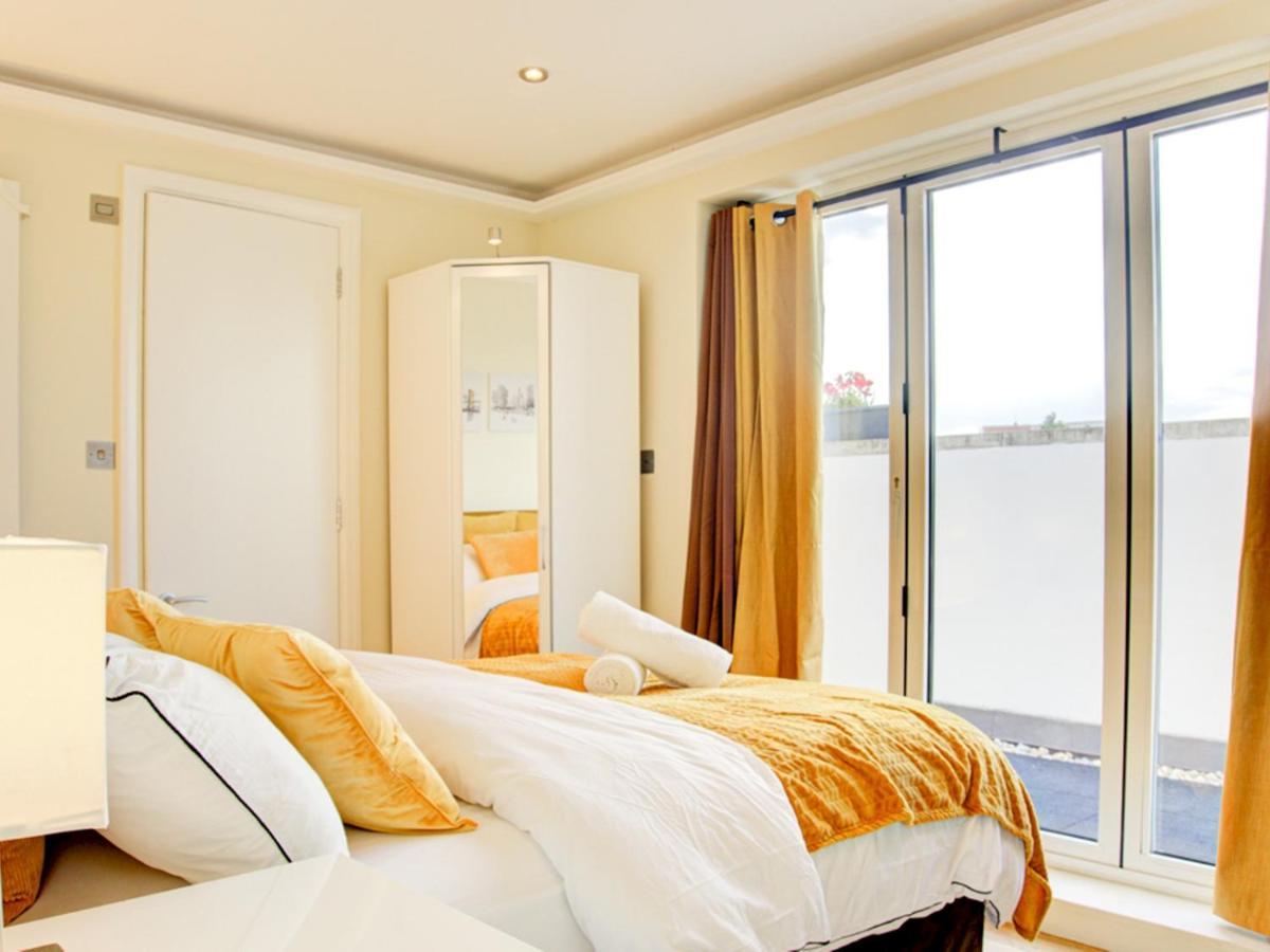 Appartement Pass The Keys Lovely 2-bedroom Flat With Balcony And Great Views Londres