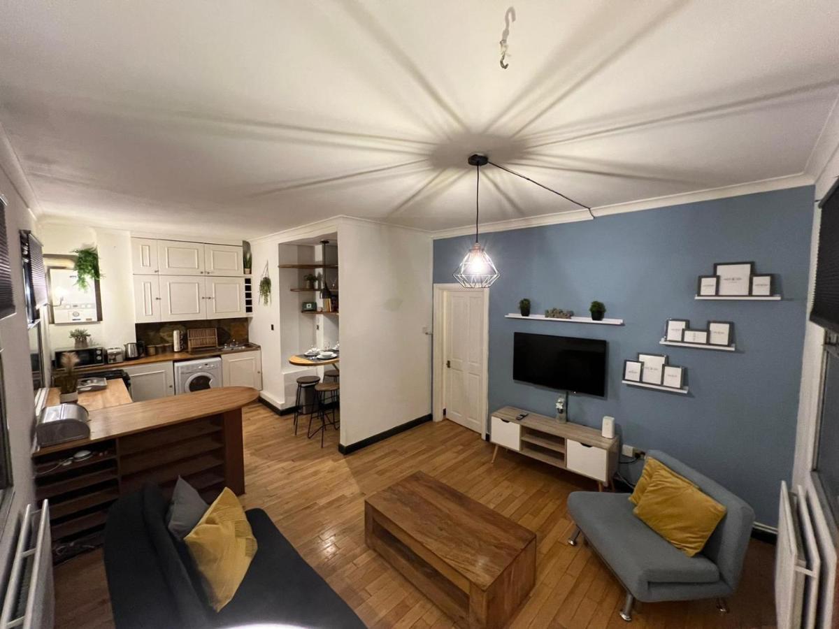 Leilighet Camden Town One Bedroom Flat London