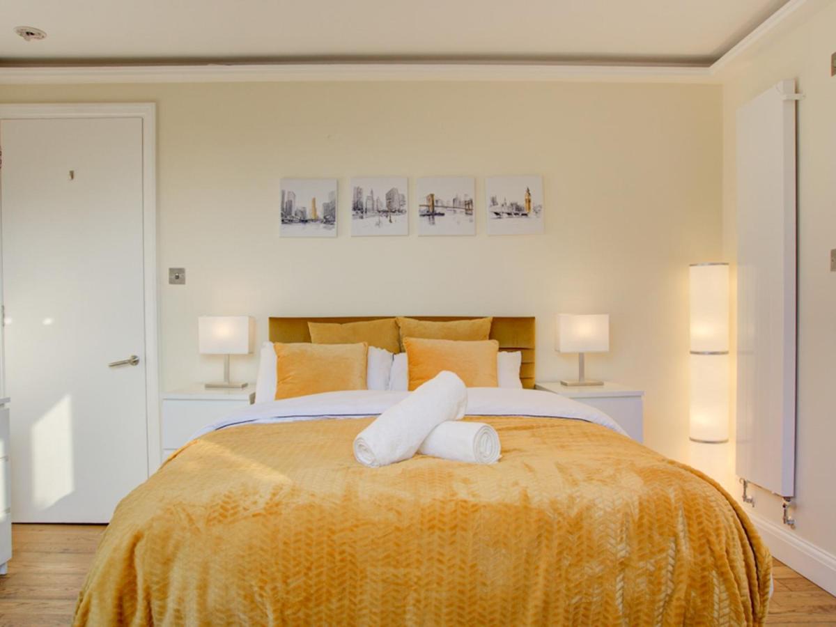 Appartement Pass The Keys Lovely 2-bedroom Flat With Balcony And Great Views Londres