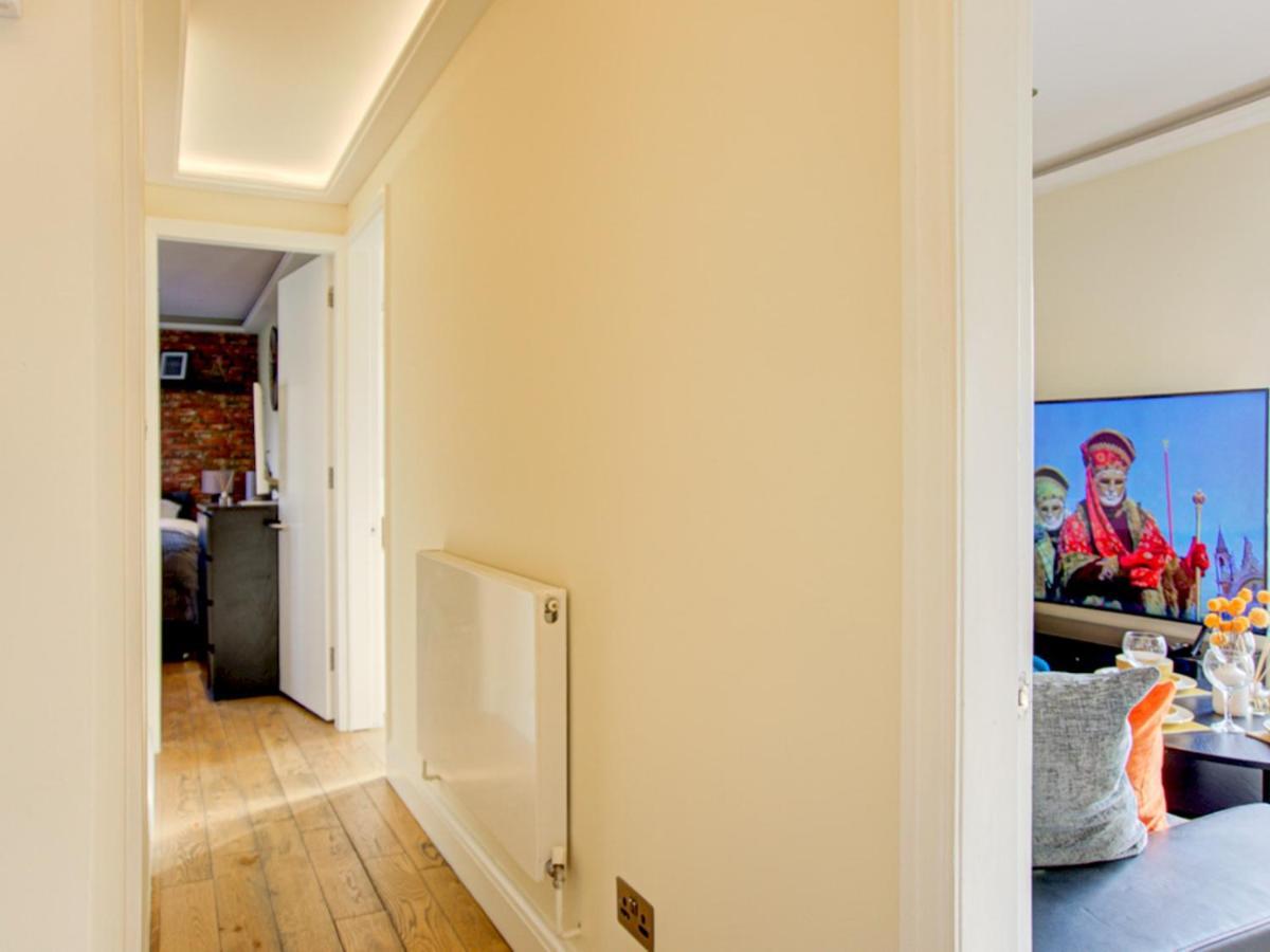 Pass The Keys Lovely 2-bedroom Flat With Balcony And Great Views Appartement Londres