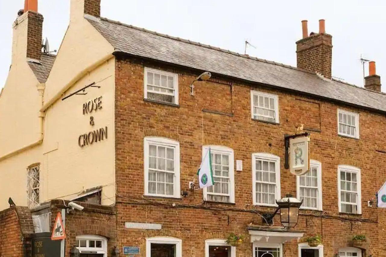 Rose And Crown Hotel Inn London