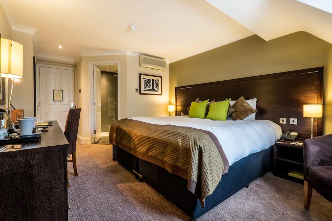 Rose And Crown Hotel Inn