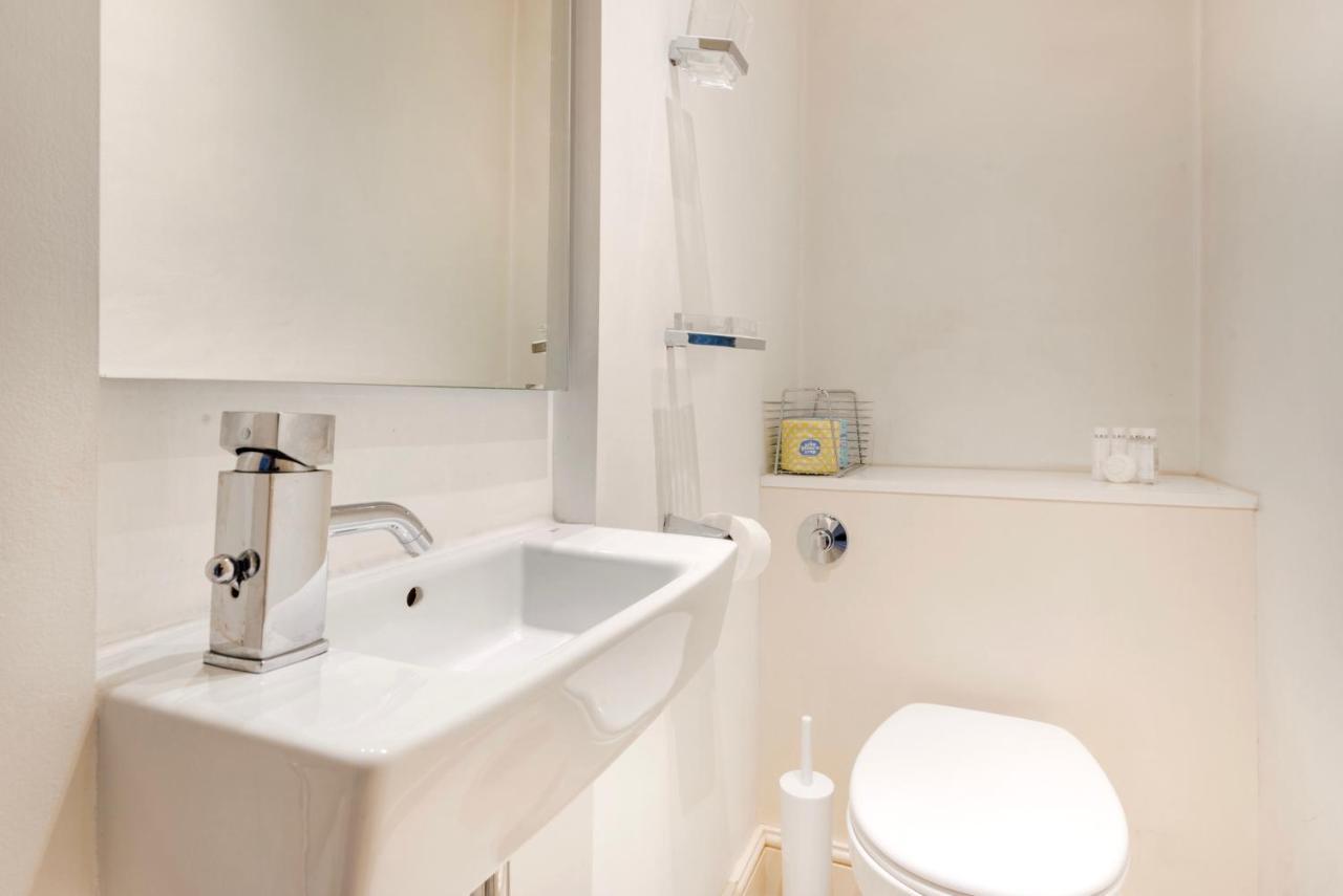 Apartment Classy And Spacious One Bedroom Flat In Amazing Location London