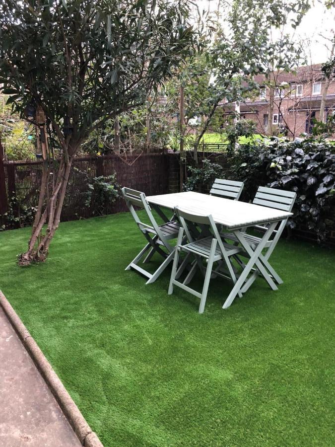 Lovely 2 Bedroom Near South Bank Appartement *