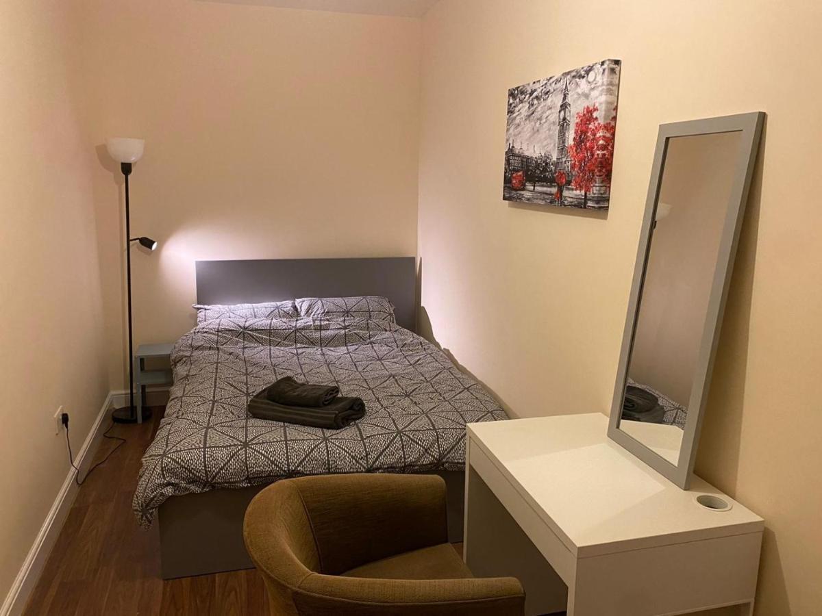 Cosy Ealing Alloggio in famiglia Londra