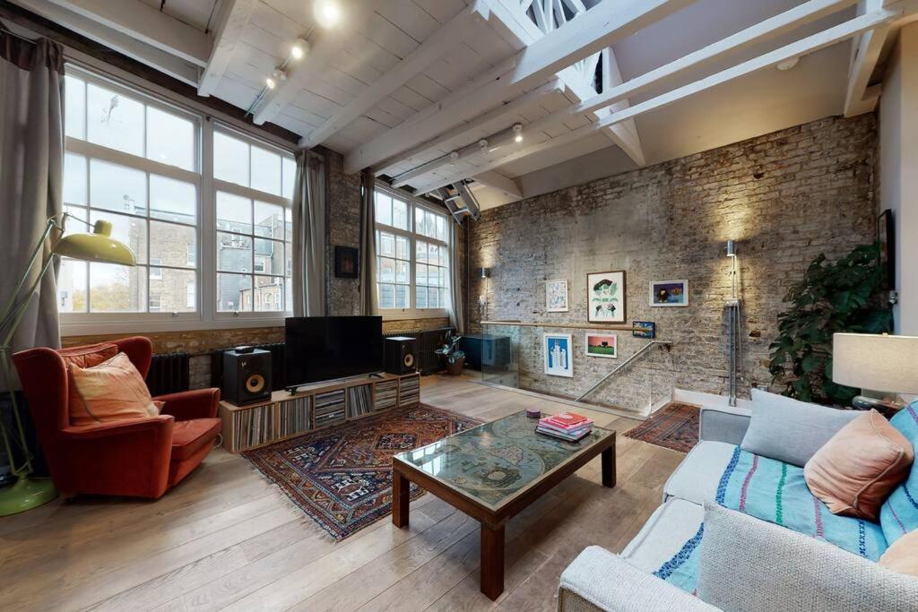 Stylish 2 Bedroom 2 Bathroom Flat In Islington * London