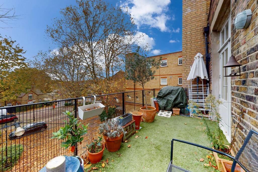 Apartment Stylish 2 Bedroom 2 Bathroom Flat In Islington London