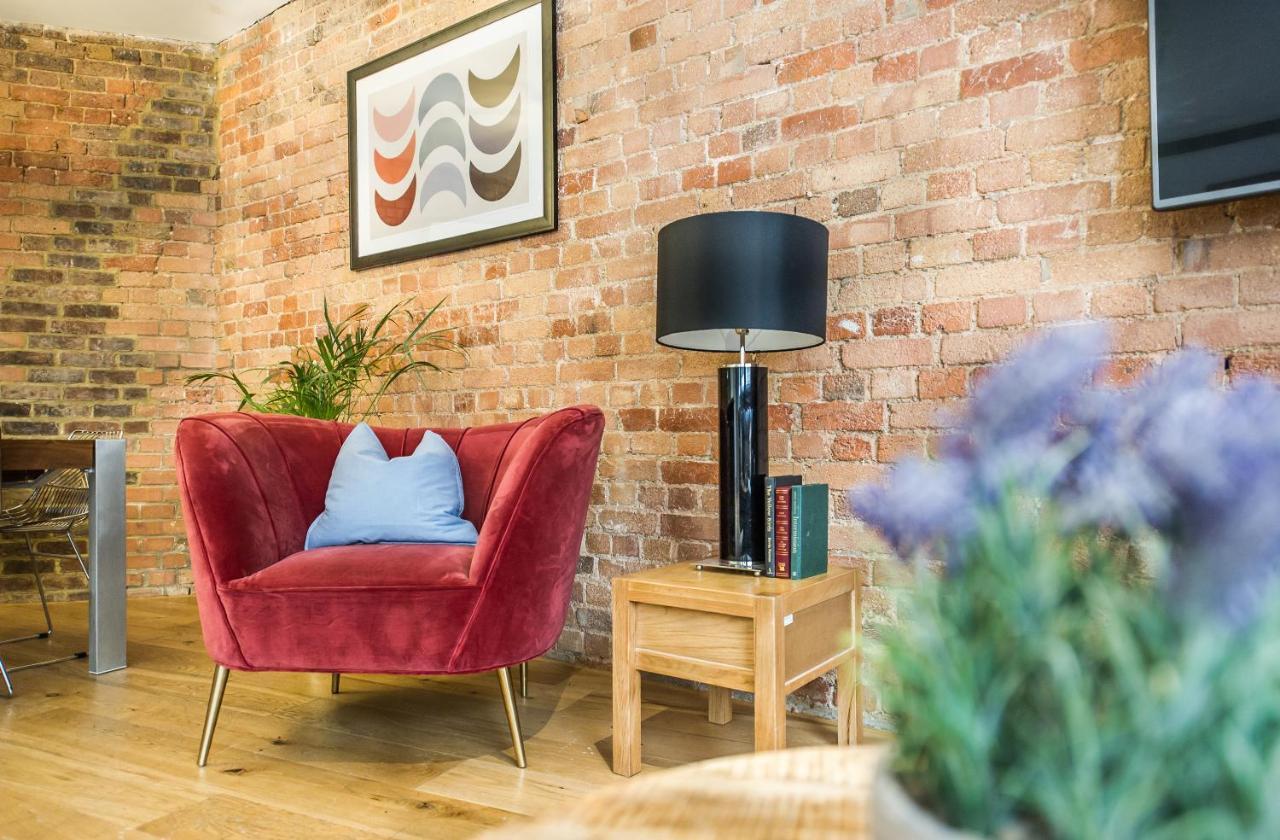 The Hay Stables - Stones Throw To Oxford Street Lägenhet *