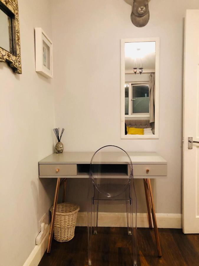 Appartement Lovely 2 Bedroom Near South Bank Londen