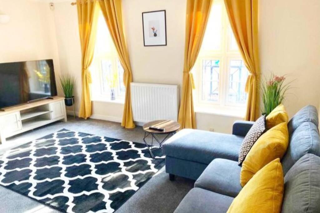 Smartrips Beckton Townhouse With Parking Appartamento *
