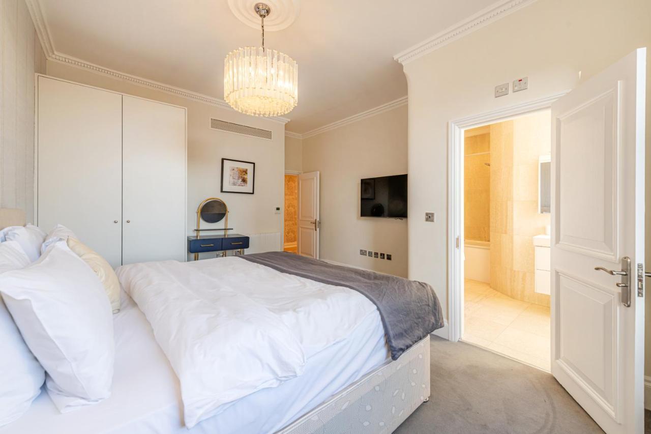 20 Hertford Street London