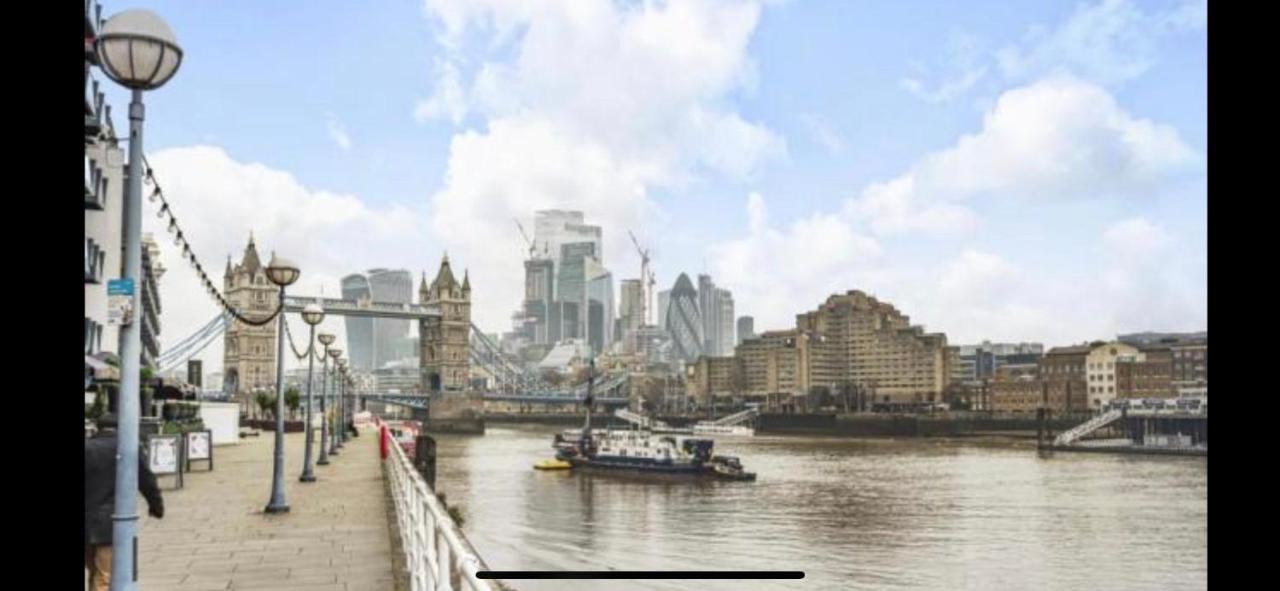 Shad Thames Pied-A-Terre Exquisite Historic Warehouse Air Conditioning Private Parking Garden & Balcony Next To Shard With Views Appartement