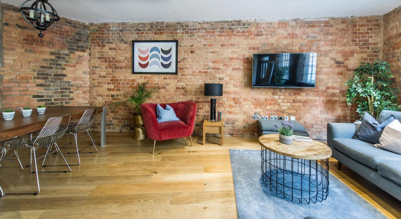 The Hay Stables - Stones Throw To Oxford Street Lägenhet London