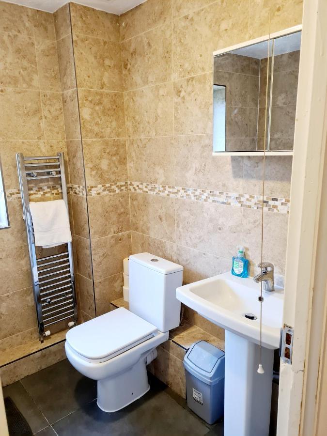 Fantastic Cozy 3bed Hse Excel Free Parking Wifi Sleeps 6 Lejlighed London