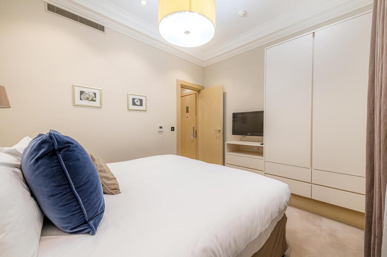 Aparthotel Claverley Court Knightsbridge London