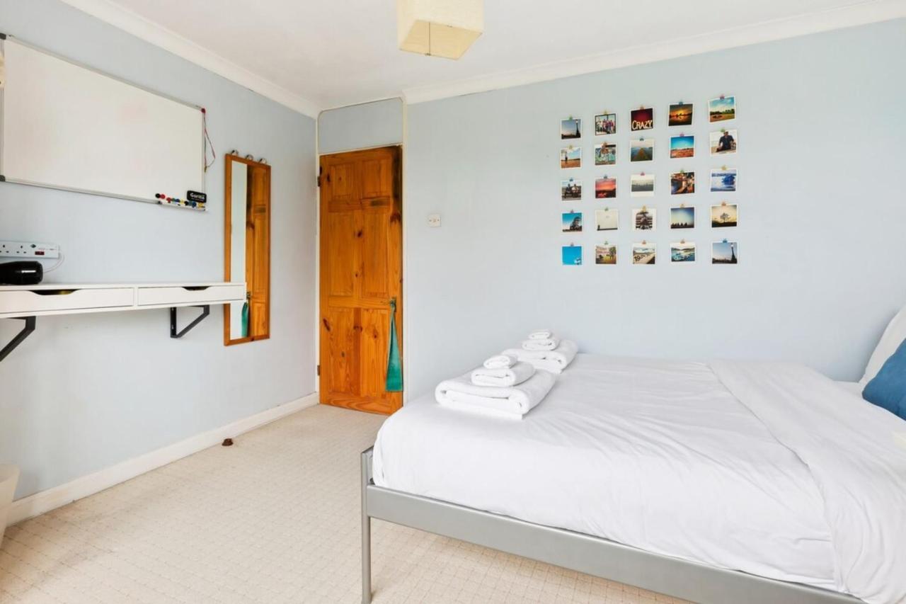 Appartement Spacious 2 Bedroom In Cricklewood *