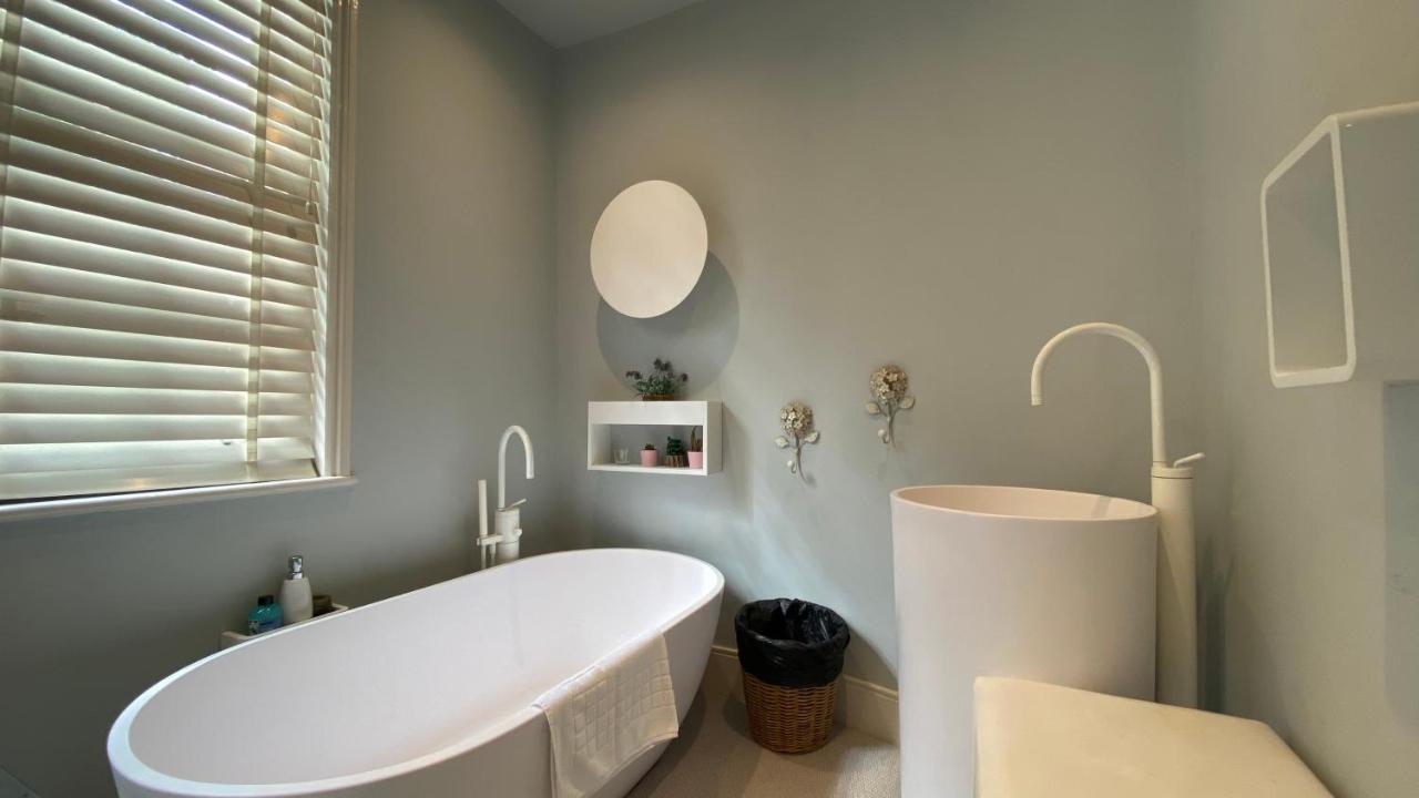 Stunning 3-bed House In Westminster * Londen