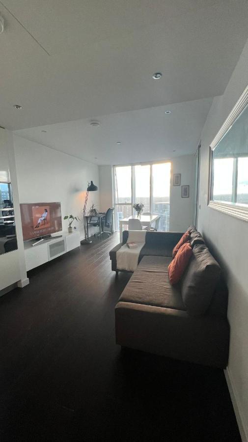 Luxury 2 Bed Flat Close To Victoria Station Lägenhet