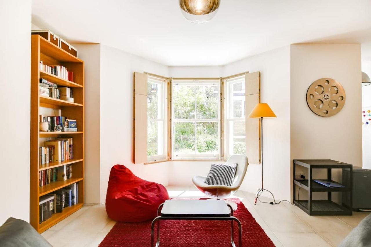 Stylish Bright W Private Garden Lejlighed London