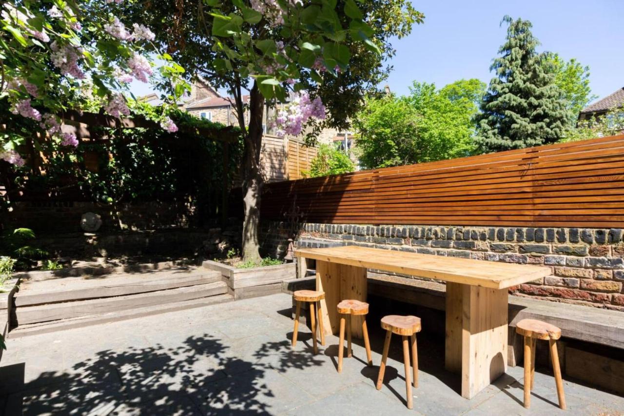 Lejlighed Stylish Bright W Private Garden *