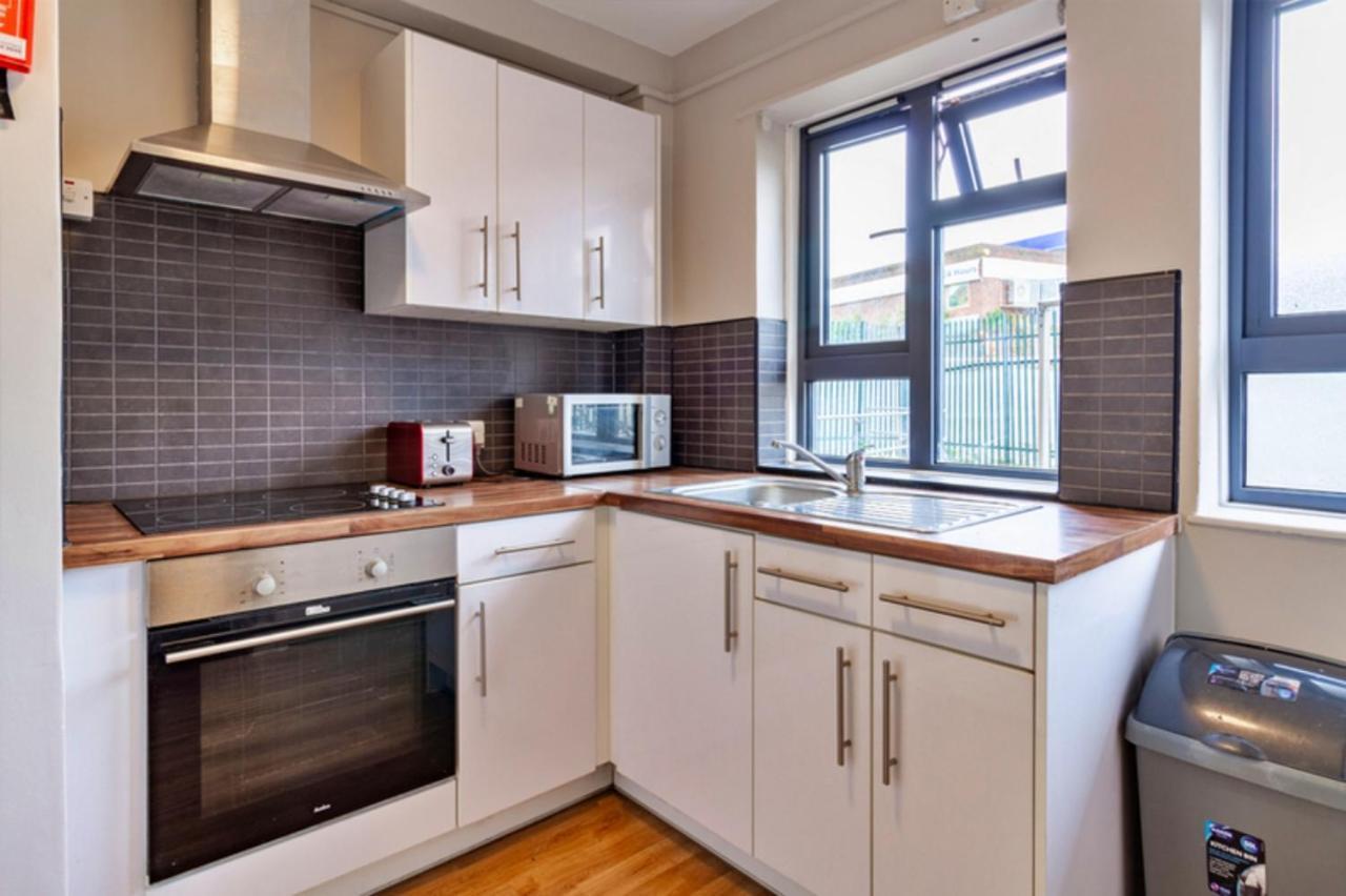 Trendy Rooms For Students Only, Southwark Park - Sk Appartement