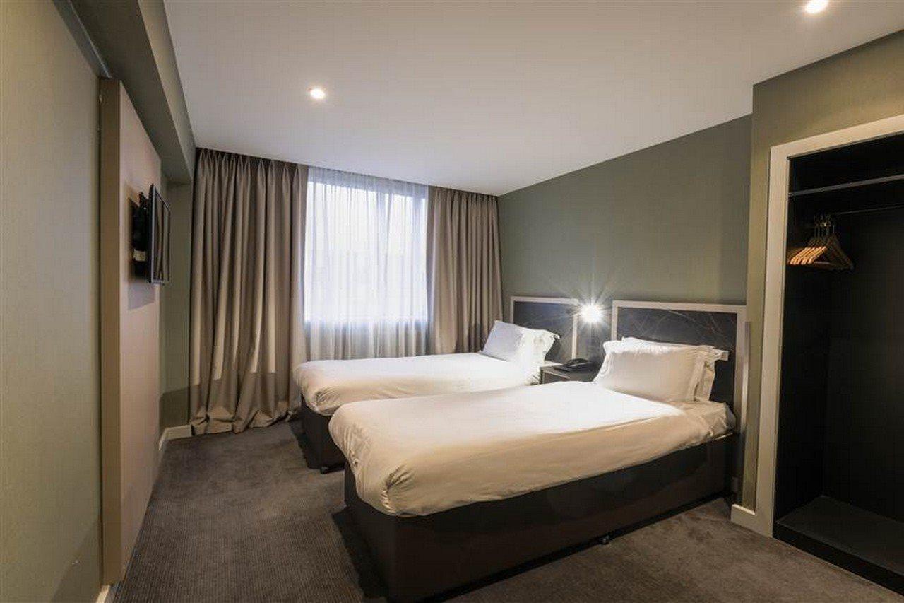 Sleeper At Royal National Londra