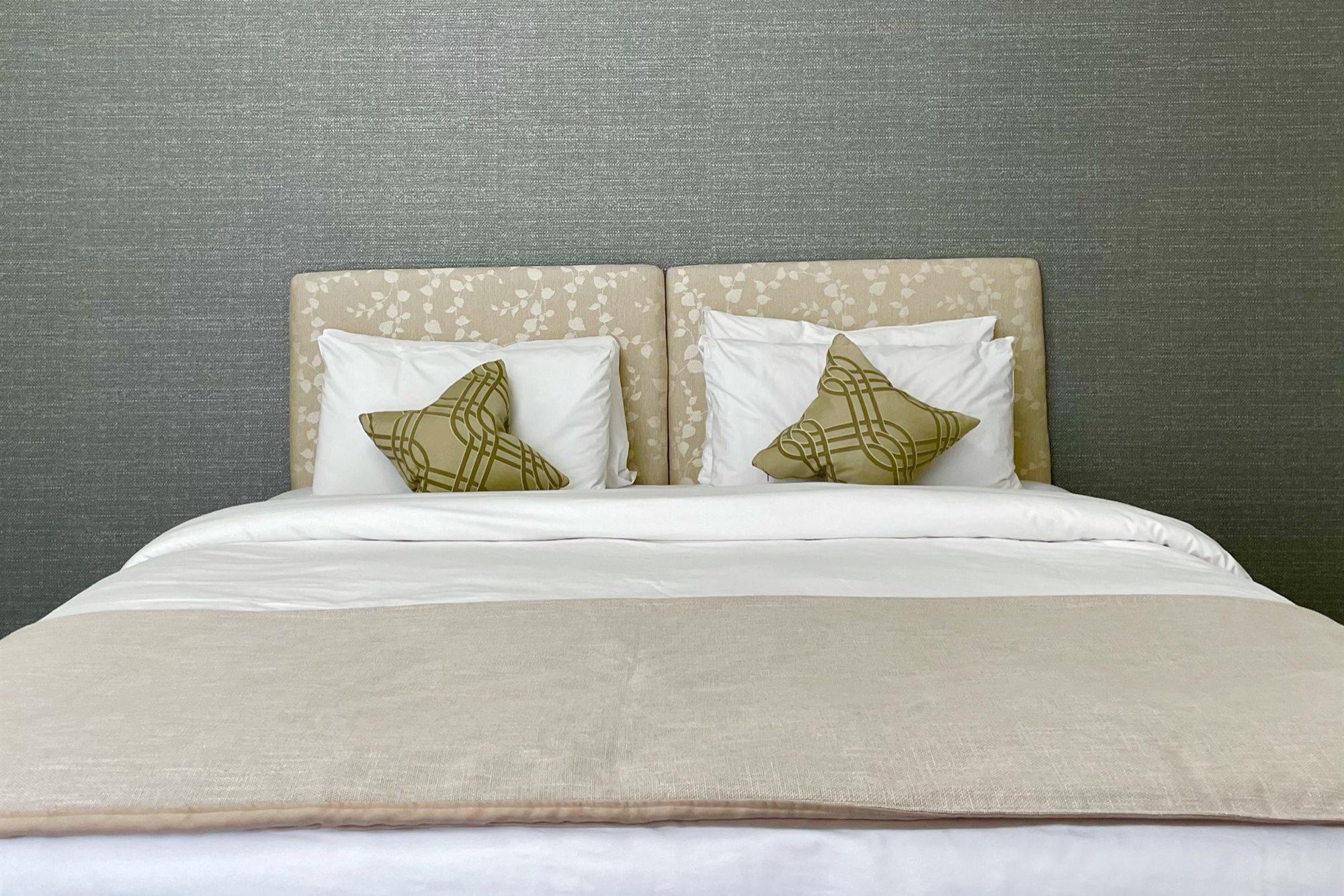 20 Hertford Street 4* London