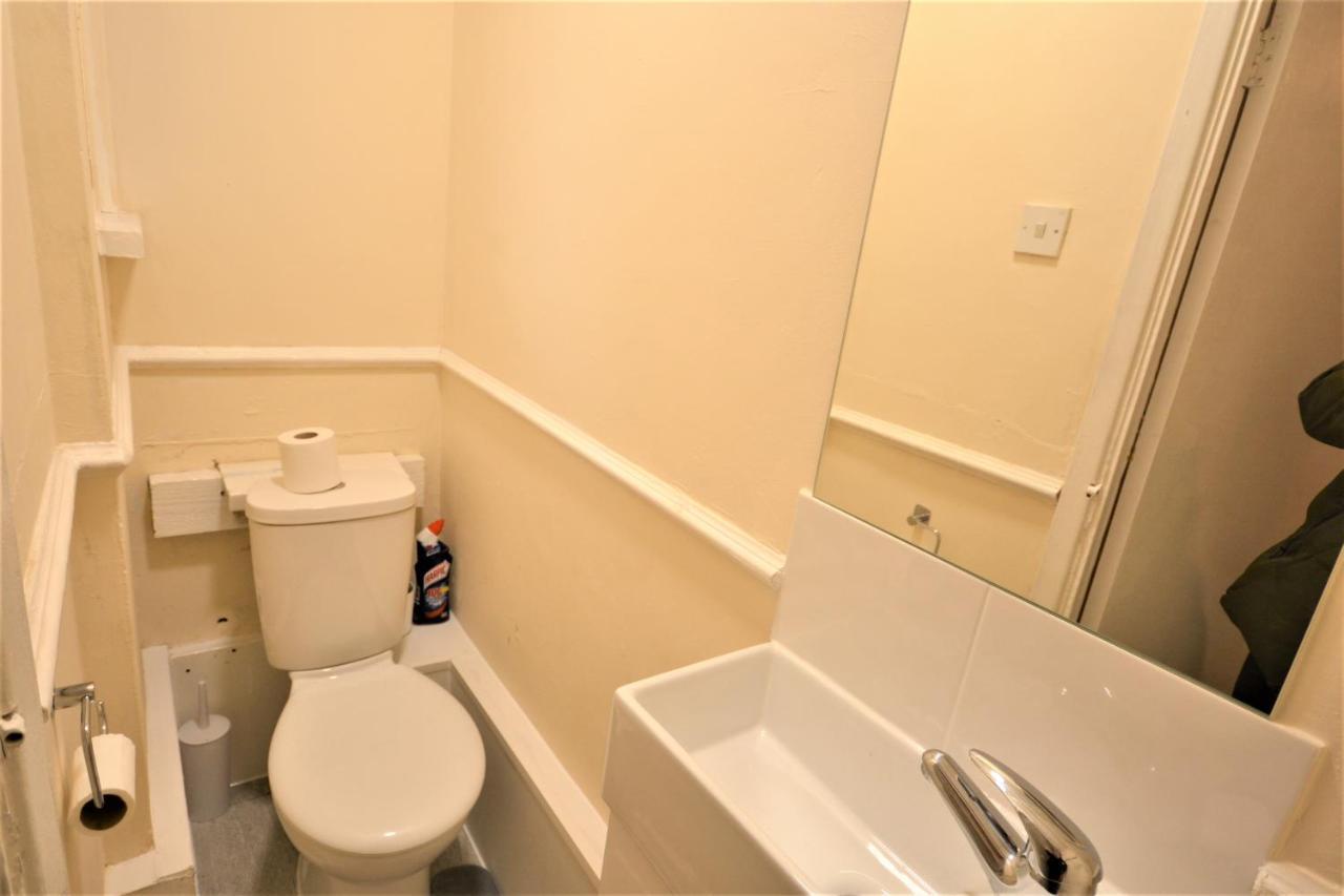 Apartment Zone 1, 3bedroom Maisonette With A View London