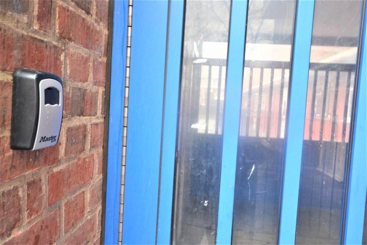 Apartment Zone 1, 3bedroom Maisonette With A View *