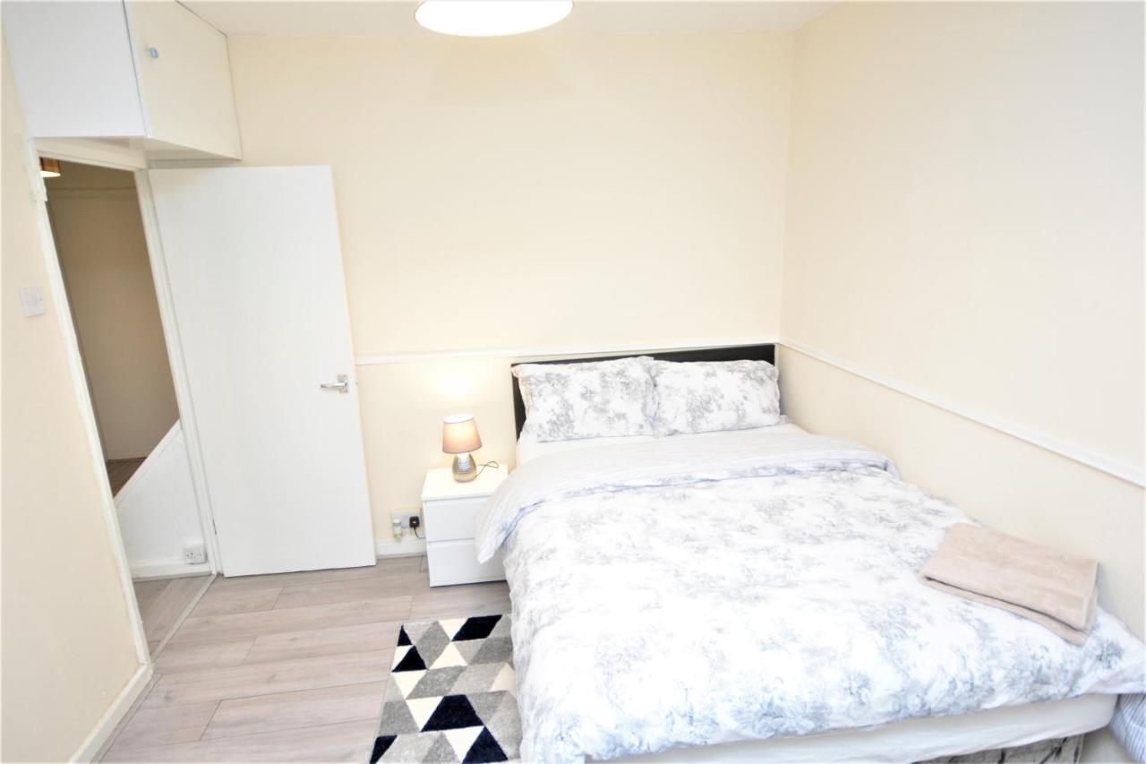 Apartment Zone 1, 3bedroom Maisonette With A View London