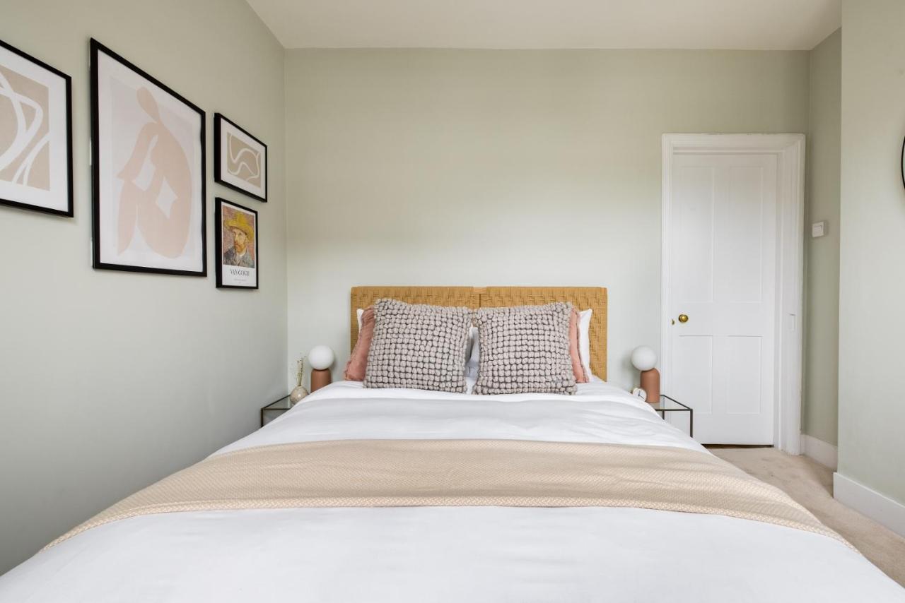 Lejlighed The Bridge Escape - Stylish 2bdr House In The Heart Of London